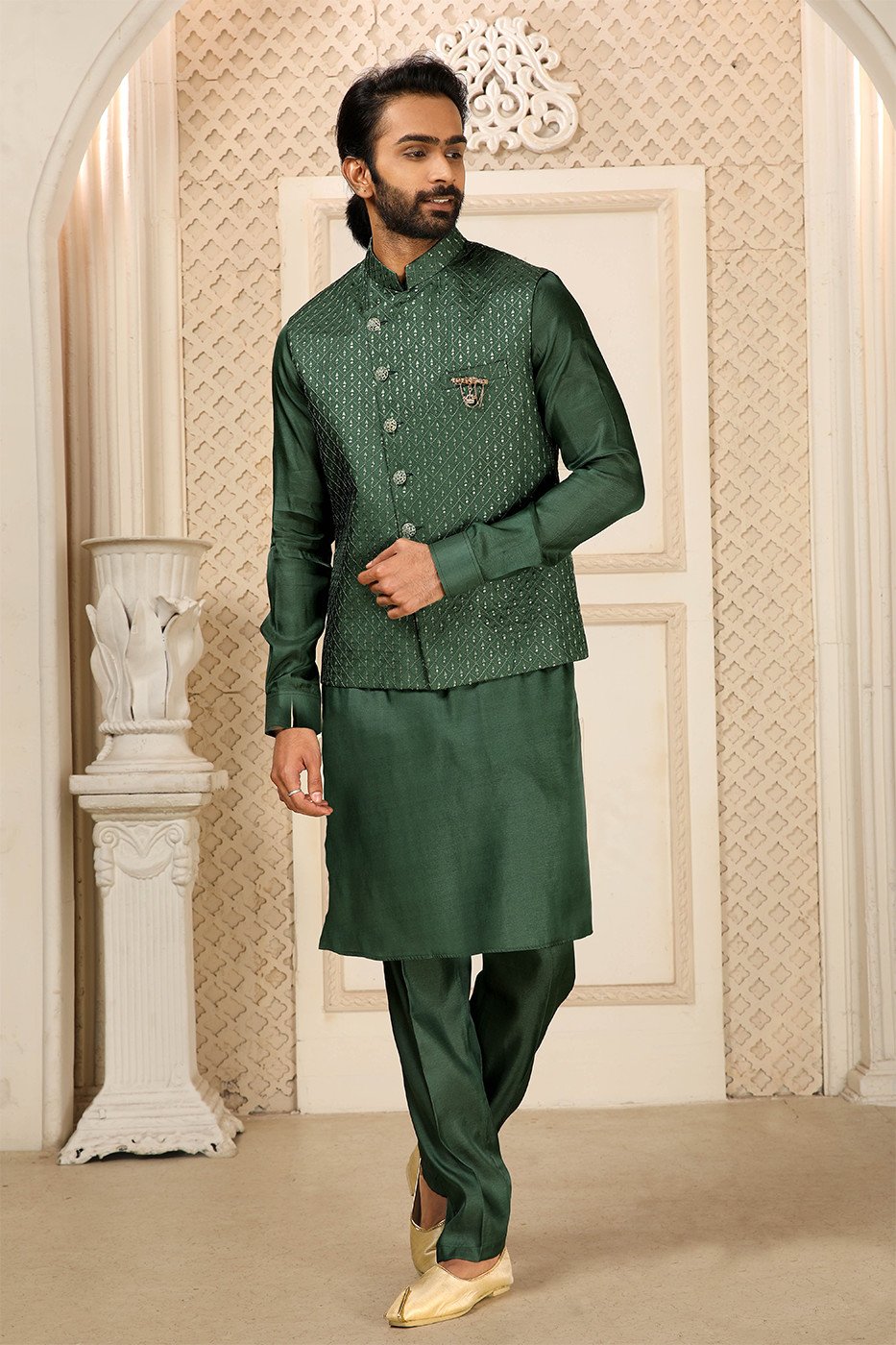 Buy online Green Printed Kurta Pyjama Set With Green Nehru Jacket from  Clothing for Men by Hangup for ₹2119 at 74% off | 2023 Limeroad.com