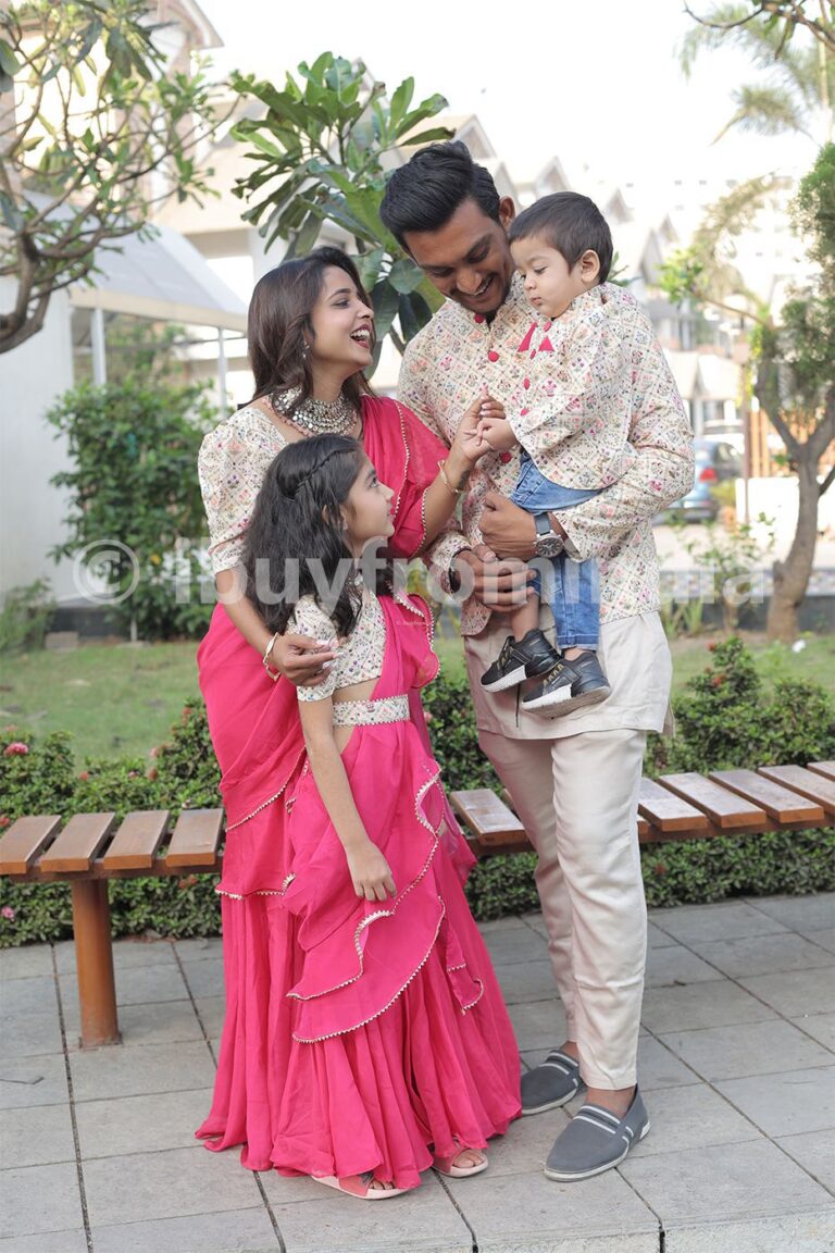 family-dress-set-family-combo-dress-for-birthday-ibuyfromindia