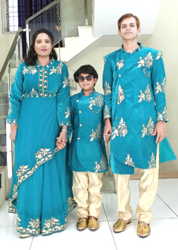 Family Matching Dress Set MOTHER FATHER SON Twinning Dress IBI-9990B Western Family Combo Dress for Birthday Theme