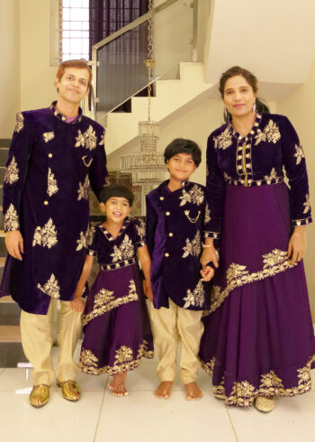 Family Matching Dress Set MOTHER DAUGHTER SON FATHER Twinning Dress IBI-9994BG Violet Western Family Matching Dress for Birthday Theme