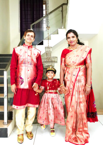 Family Matching Dress Set MOTHER DAUGHTER FATHER Twinning Dress IBI-9993G Red Gold Traditional Family Combo Dress for Birthday Theme