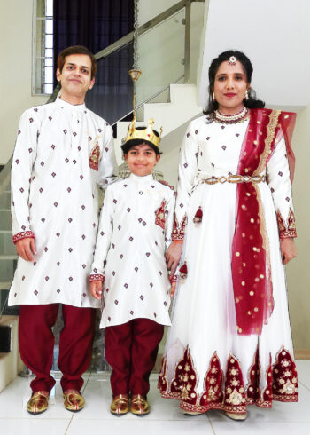 Family Matching Dress Set MOTHER FATHER SON Twinning Dress IBI-9999B Off White Maroon Traditional Family Combo Dress for Birthday Theme