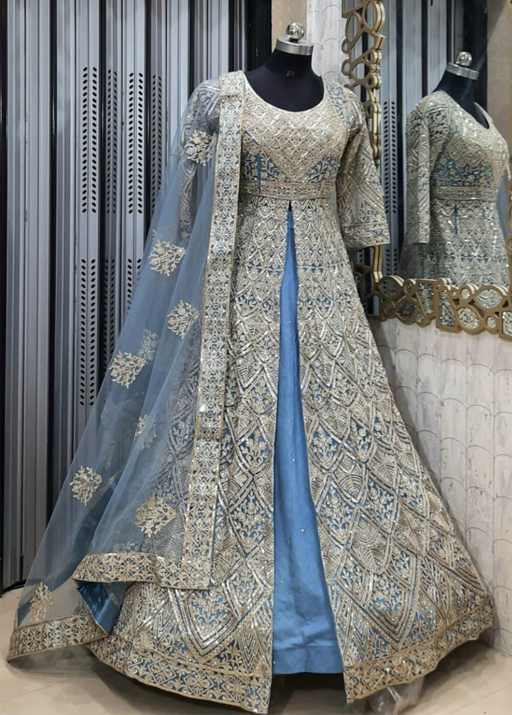 pakistani-bridal-lehenga-BLPK-22Pak pakistani bridal lehenga