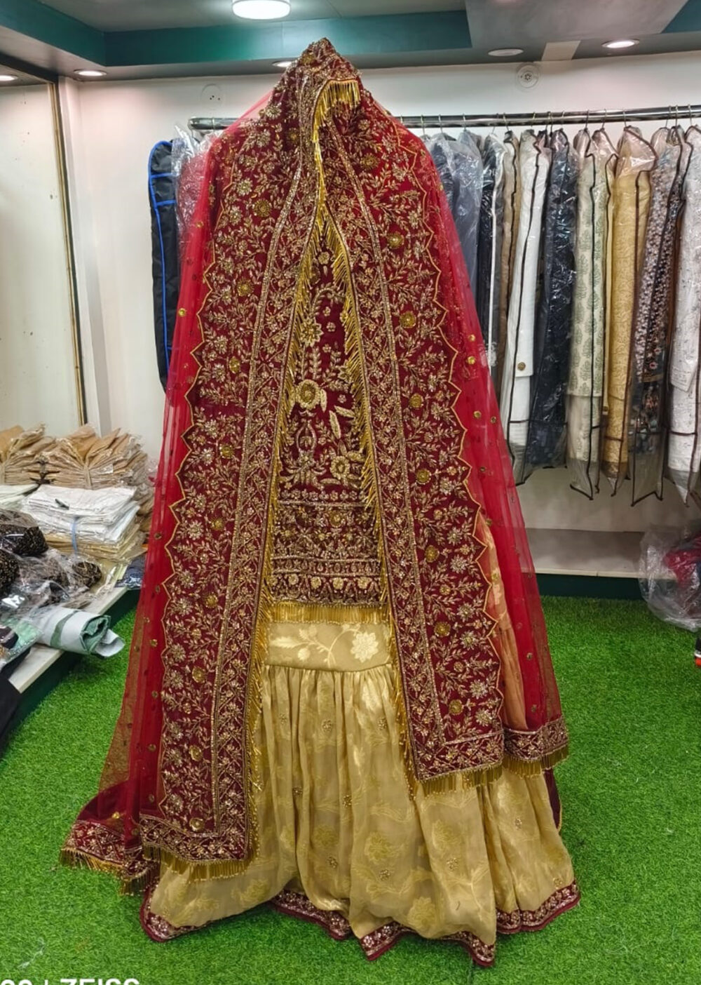 pakistani bridal lehenga