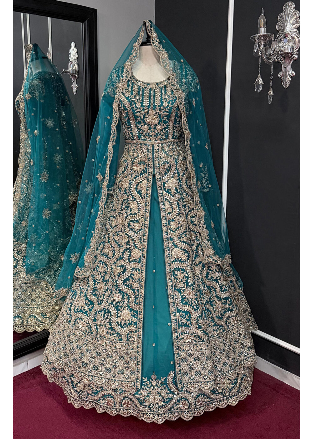 pakistani-bridal-lehenga-BLPK-61Pa pakistani bridal lehenga