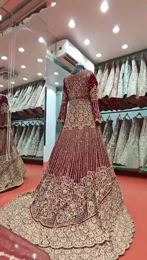 pakistani bridal lehenga