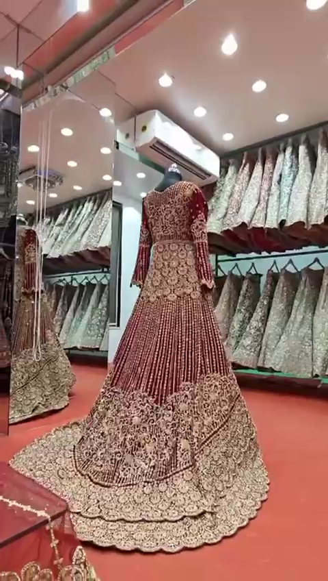 pakistani bridal lehenga